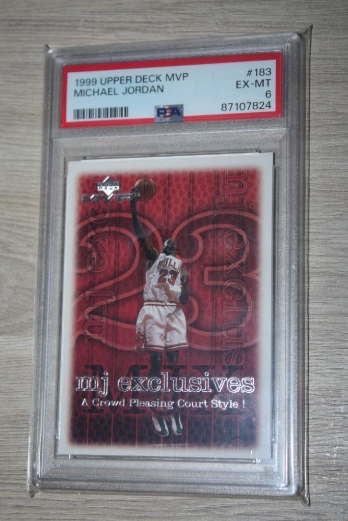 Graded Card Michael Jordan 1999 upper deck MVP , PSA nr 183, Hobby en Vrije tijd, Verzamelkaartspellen | Overige, Nieuw, Overige typen