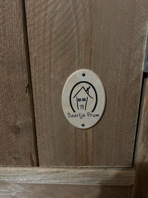Kinder slaapkamer met hoogslaper en kamp en tweedeurskast, Huis en Inrichting, Slaapkamer | Stapelbedden en Hoogslapers, Stapelbed