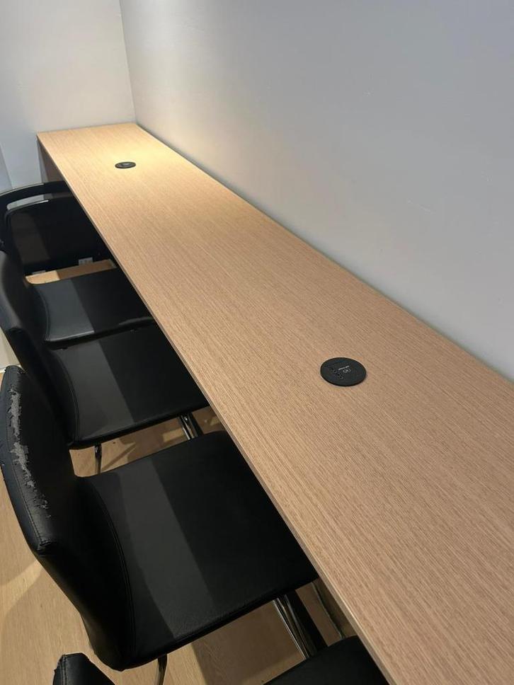 Barmeubel voor kantoor, Huis en Inrichting, Barren, Zo goed als nieuw, Inclusief barstoelen, Ophalen