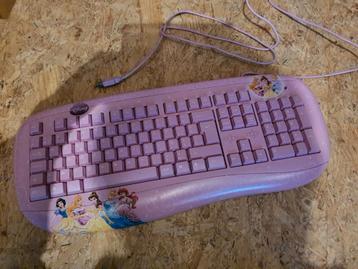 Disney keyb pink  beschikbaar voor biedingen