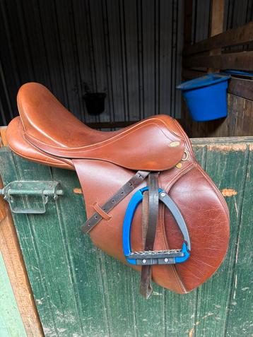  Paardenzadel te koop beschikbaar voor biedingen