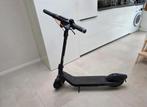 Elektrische step ninebot e2 pro, Fietsen en Brommers, Steps, Ophalen