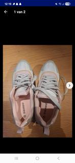 Schoenen van haren 35 euro, Ophalen, Overige kleuren, Zo goed als nieuw, Sneakers