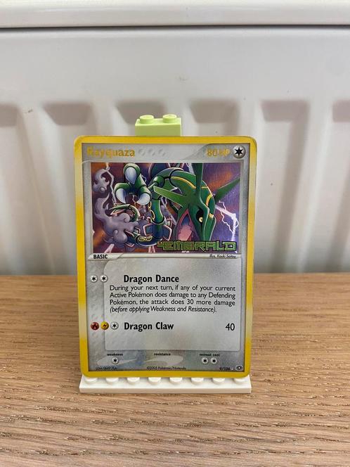 Rayquaza Stamped Holo 9/106 - Pokemon kaart, Hobby en Vrije tijd, Verzamelkaartspellen | Pokémon, Nieuw, Losse kaart, Foil, Ophalen of Verzenden