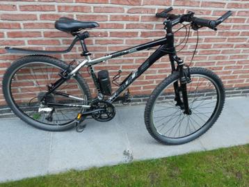 Mountainbike beschikbaar voor biedingen