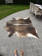 Bruin koeienvel, Huis en Inrichting, Stoffering | Tapijten en Vloerkleden, Ophalen, Gebruikt, 150 tot 200 cm, 150 tot 200 cm
