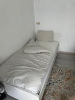 Ikea bed met matras en kussen, Huis en Inrichting, Slaapkamer | Bedden, Ophalen, Zo goed als nieuw