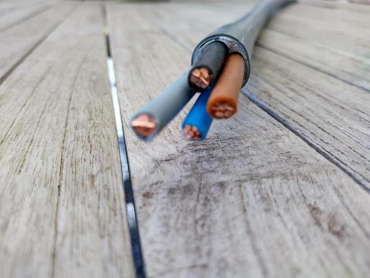 Stukje opbouw installatiekabel XVB 4 x 16mm², Doe-het-zelf en Bouw, Elektriciteit en Kabels, Nieuw, Kabel of Snoer, Ophalen of Verzenden