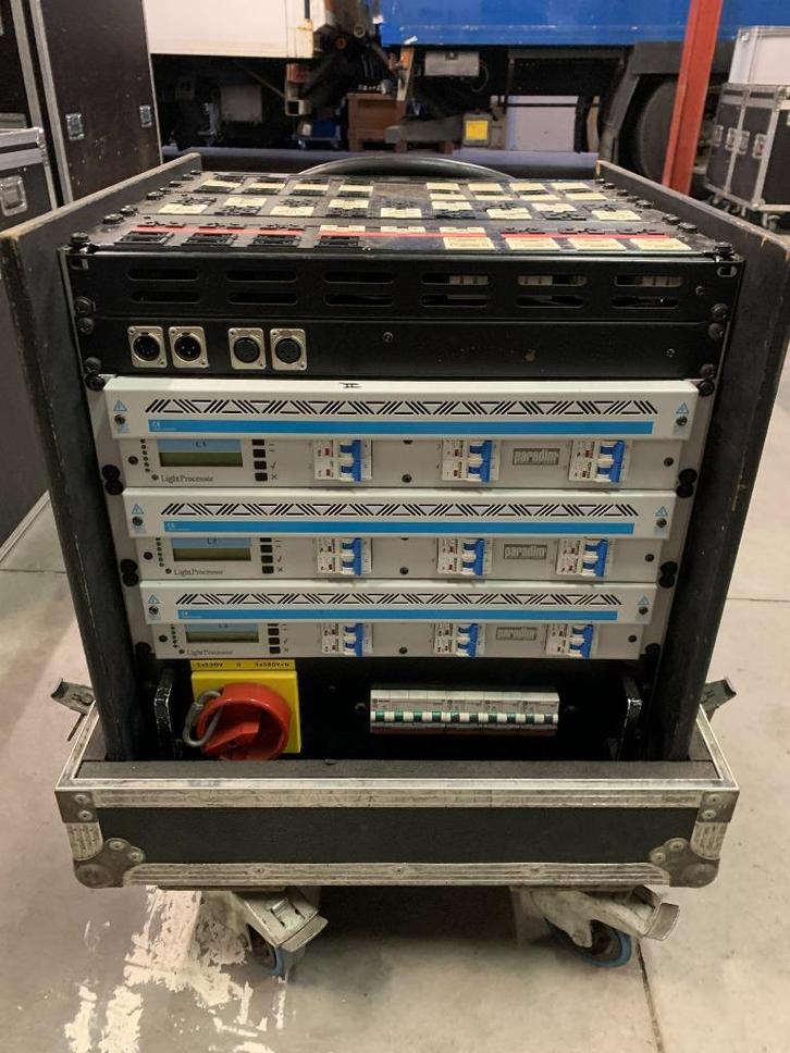 Paradime Rack // 3 x dimmer met Patch. 63A 230V/400V, Muziek en Instrumenten, Licht en Laser, Ophalen