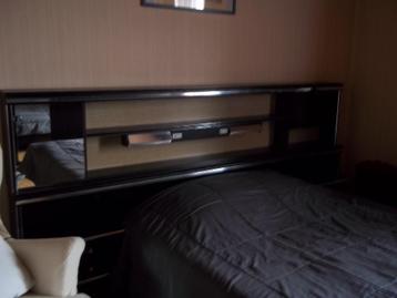 lit 2 personnes  140 cm /200 cm beschikbaar voor biedingen