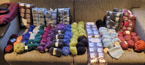 lot de laine - laine à tricoter - laine à crocheter, Hobby & Loisirs créatifs, Tricot & Crochet, Neuf, Tricot ou Crochet, Enlèvement ou Envoi