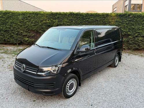 VW Transporter 2.0 TDI Automaat Lang Chassis, Auto's, Bestelwagens en Lichte vracht, Bedrijf, Te koop, ABS, Airbags, Alarm, Bluetooth