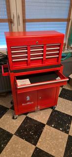 Servante, Enlèvement, Neuf