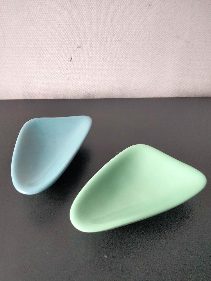 Prijs per stuk 1950s vintage Atomic keramiek schaal Warneton, Verzamelen, Retro, Huis en Inrichting, Ophalen of Verzenden