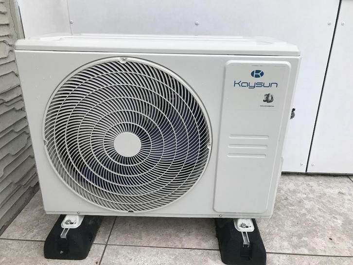 Pompe à chaleur air/air, Elektronische apparatuur, Airco's, Gebruikt, Wandairco, 60 tot 100 m³, 3 snelheden of meer, Koelen en Ontvochtigen