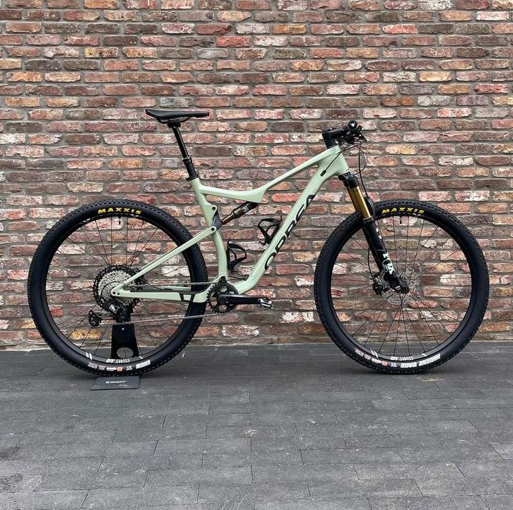 Orbea Oiz M10 TR Large – Full Carbon – Shimano XT – Topstaat, Fietsen en Brommers, Fietsen | Mountainbikes en ATB, Zo goed als nieuw