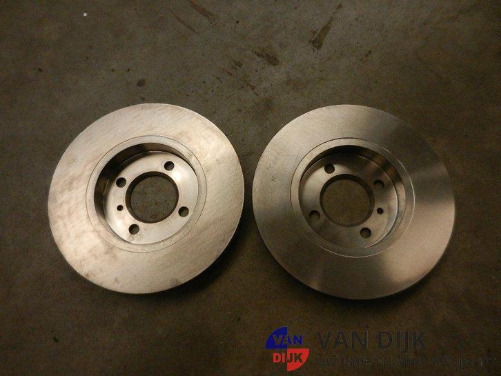 Set Remschijven BMW E30 316/318 34116752434, Auto-onderdelen, Remmen en Aandrijving, BMW, Gebruikt, BOVAG lid, Ophalen of Verzenden