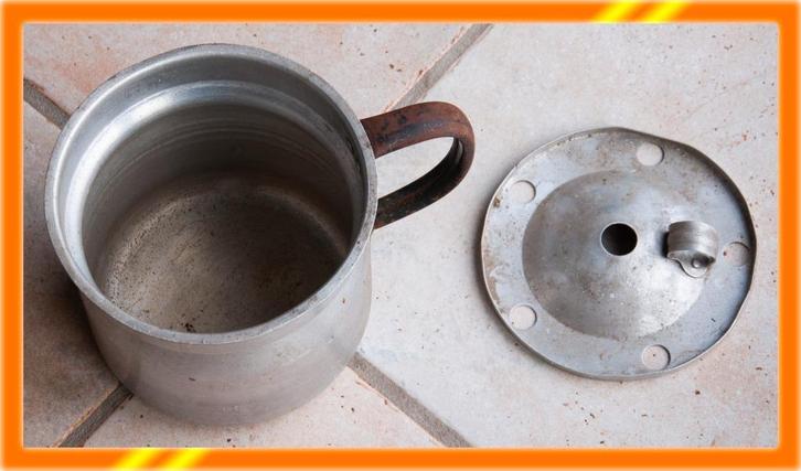 oude melkkoker met deksel tegen overkoken, Antiek en Kunst, Curiosa en Brocante, Ophalen of Verzenden