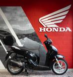 Honda SH300i, Motoren, Scooter, 300 cc, Bedrijf, 1 cilinder