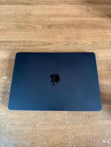MacBook Air - M4/13 pouces, Qwerty, 13 pouces, 512 GB, Comme neuf