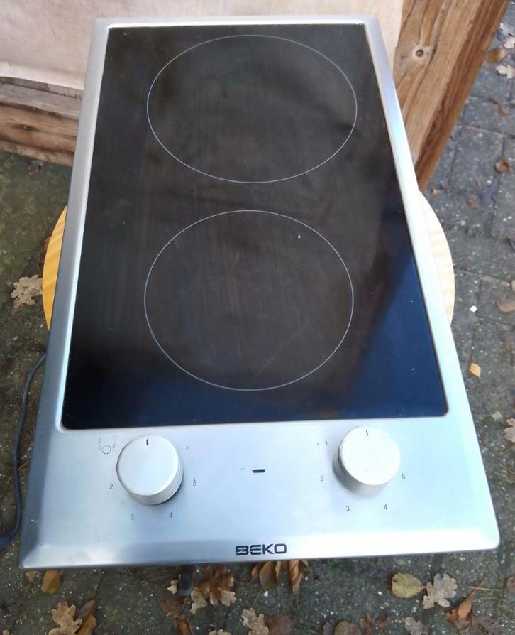 KERAMISCHE  KOOKPLAAT + KOOKPOT, Elektronische apparatuur, Kookplaten, Nieuw, Vrijstaand, Elektrisch, 3 kookzones of minder, Ophalen of Verzenden