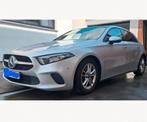 Mercedes A180 Automatic Pano Full Option, Auto's, Mercedes-Benz, Automaat, Euro 6, Apple Carplay, Leder en Stof