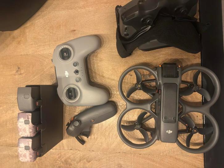 Dji Avata 2 Fly More Combo Pack + Dji Care Refresh, TV, Hi-fi & Vidéo, Drones, Comme neuf, DJI, Enlèvement