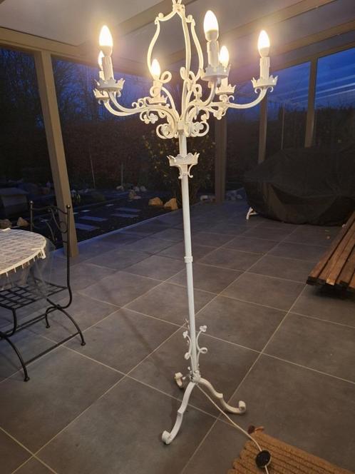 Lampadaire en fer forgé, artisanal et décoratif, Maison & Meubles, Lampes | Lampadaires, Comme neuf, 150 à 200 cm, Métal, Enlèvement