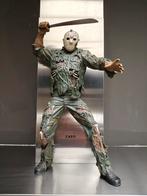 Jason Voorhees met geluid, Ophalen