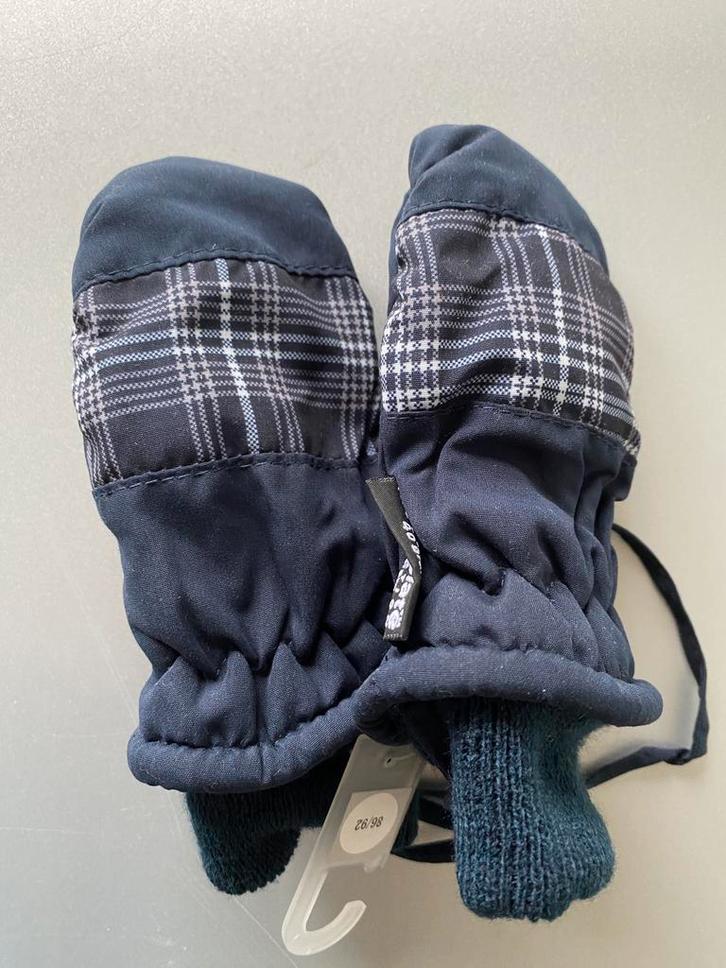 🍄 NIEUWE Warme Wanten. Thinsulate . ( 86 / 92 ), Kinderen en Baby's, Kinderkleding | Mutsen, Sjaals en Handschoenen, Nieuw, Handschoenen