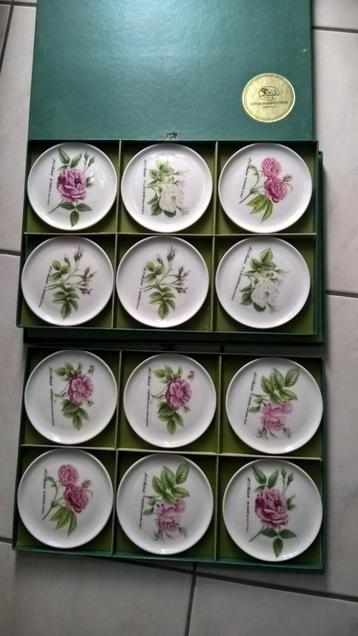 12 sous-verres en porcelaine Hutschenreuther Fleurs NEUF