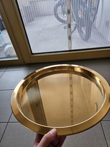 Dienblad  beschikbaar voor biedingen
