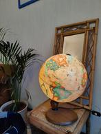 Retro wereldbol met licht, Ophalen