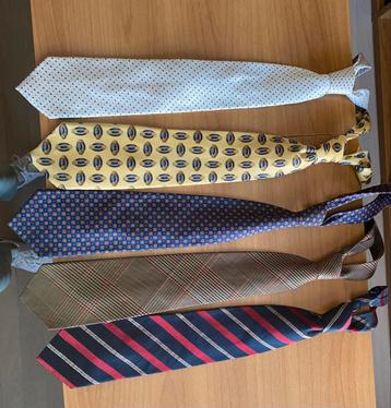 Cravates en très bon état de marques de luxe renommées, Enlèvement ou Envoi, Comme neuf, Burbery, À motif
