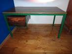 T.K. 2 bureaus metaal met hout. in goede staat, Huis en Inrichting, Bureaus, Ophalen, Gebruikt, Bureau