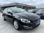 Volvo V60 2.0D2 NAVIGATIE OPENDAK LEDER HARMAN KARDON LED, 5 places, Système de navigation, 118 ch, Noir