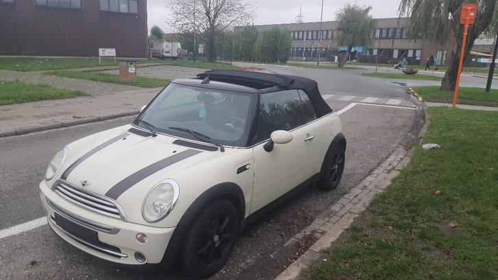 MINI Cabrio 1.6 - Airco - Leder - Zetelverwarming + Keuring, Auto's, Mini, Bedrijf, Te koop, Cabrio, ABS, Airbags, Airconditioning