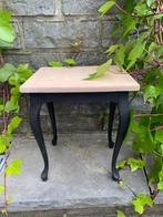 Petite table d’appoint relookée, Comme neuf