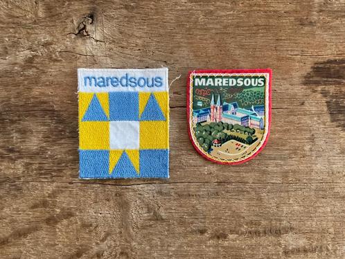 2x patch Maredsous abdij souvenir klooster, Vintage jaren 70, Antiquités & Art, Curiosités & Brocante, Enlèvement ou Envoi