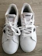 Adidas W/B lage sneakers, 38 2/3, Ophalen, Adidas, Zo goed als nieuw, Jongen of Meisje