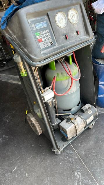 Airco gas vullen beschikbaar voor biedingen