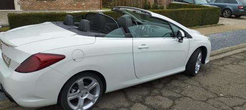 Peugeot 308 Cabrio ( cc ) of 5500 euro zo mee te nemen, Auto's, Peugeot, Particulier, Airbags, Airconditioning, Alarm, Bluetooth
