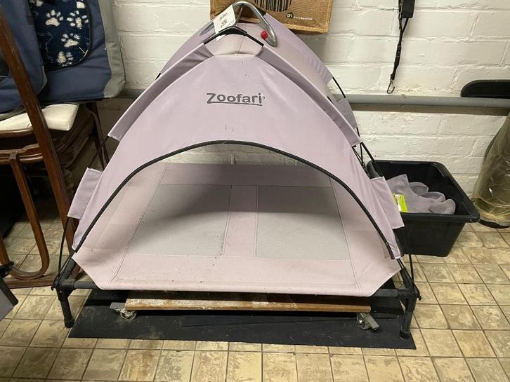 Hondennesten/bench, Dieren en Toebehoren, Honden-accessoires, Zo goed als nieuw, Ophalen of Verzenden