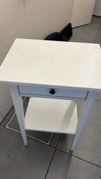 Nachtkastje Hemnes Ikea, Huis en Inrichting, Slaapkamer | Nachtkastjes, Ophalen, Gebruikt