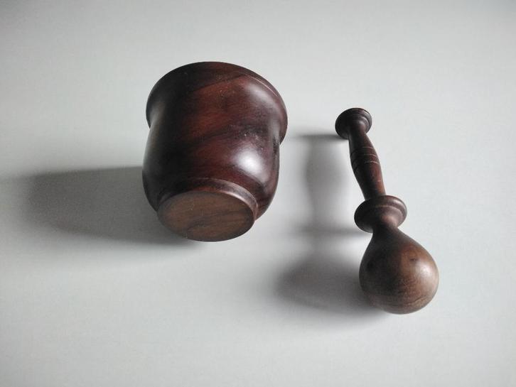 Ancien petit pilon & mortier en bois exotique, Collections, Collections Autre, Utilisé, Enlèvement ou Envoi