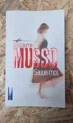 Guillaume Musso : "L'instant présent" & "sauve moi", Comme neuf, Enlèvement ou Envoi
