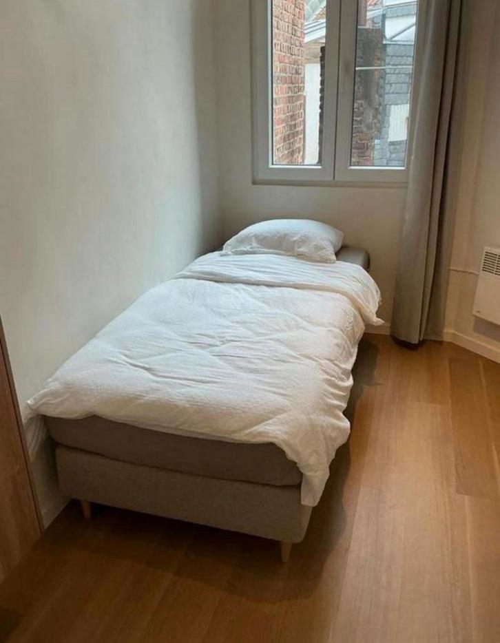 Lit simple Boxspring 90x200 couleur sable, Maison & Meubles, Chambre à coucher | Lits, Comme neuf, Enlèvement