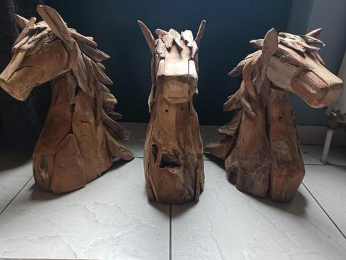 petite tête de cheval en bois de teck, Antiquités & Art, Art | Sculptures & Bois, Enlèvement