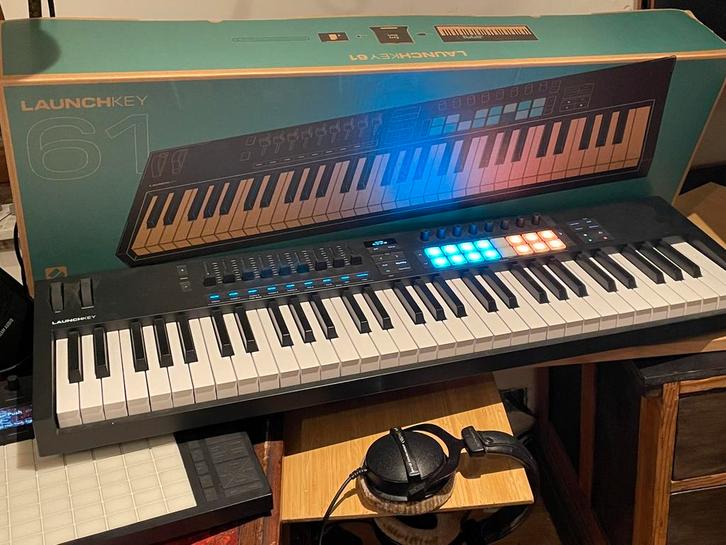 MK4 Novation Launchkey 61 MK4, Musique & Instruments, Claviers, Neuf, 49 touches, Autres marques, Connexion MIDI, Enlèvement ou Envoi