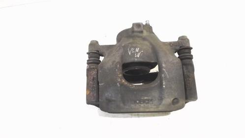 REMKLAUW LINKS VOOR Peugeot 108 (01-2014/-), Auto-onderdelen, Remmen en Aandrijving, Peugeot, Gebruikt